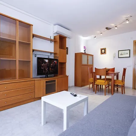 Silvia Planet Costa Dorada Apartament *